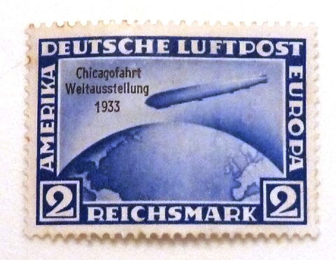 Foto del sello sin identificar: SELLO ALEMANIA 1933. ZEPPELIN. CON MARCA DE CHARNELA.